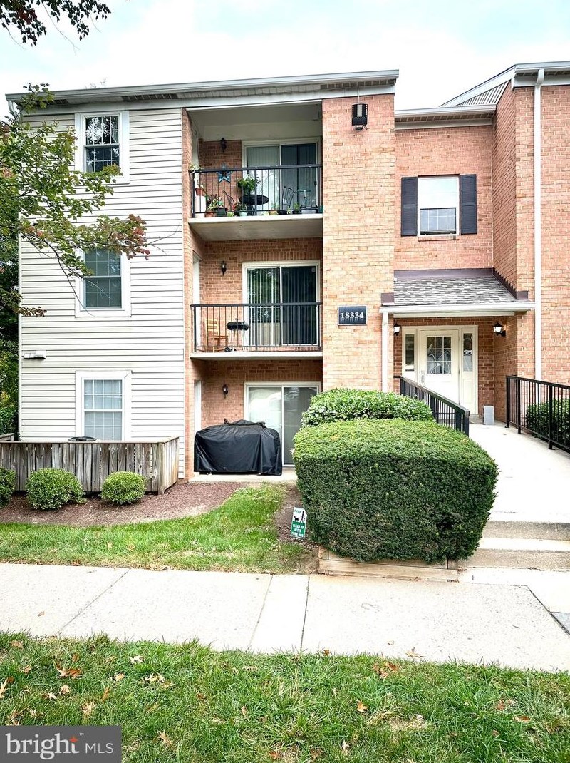 18334 Streamside Dr #202, Gaithersburg, MD 20879