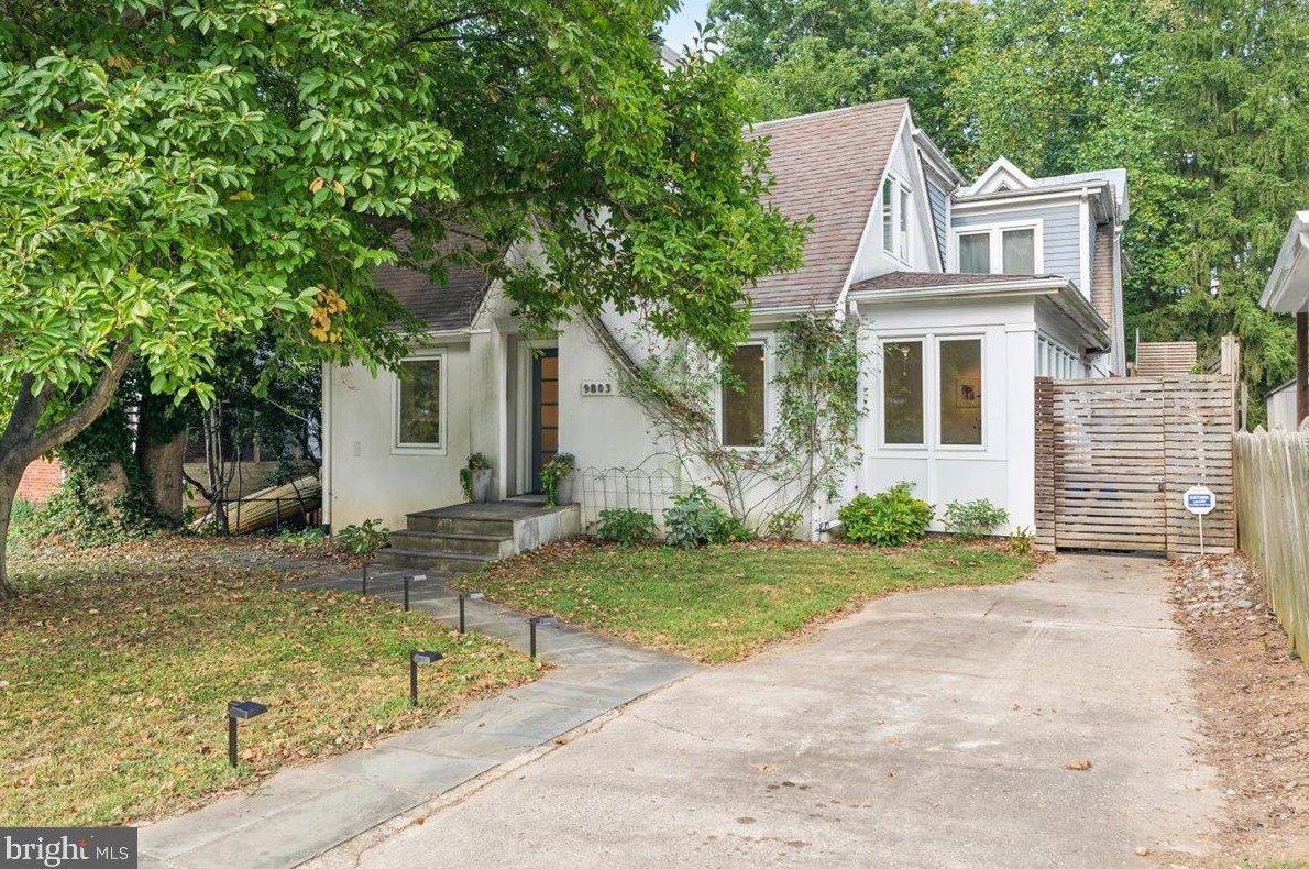 9803 Mcmillan Ave, Silver Spring, MD 20910-1150