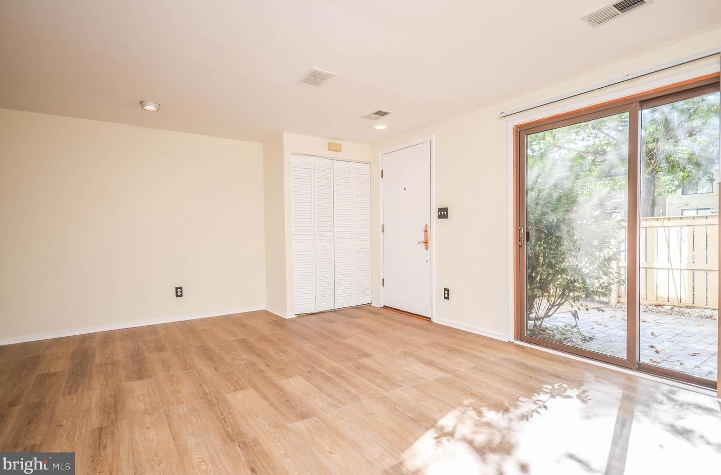 8804 Welbeck Way, Gaithersburg, MD 20886