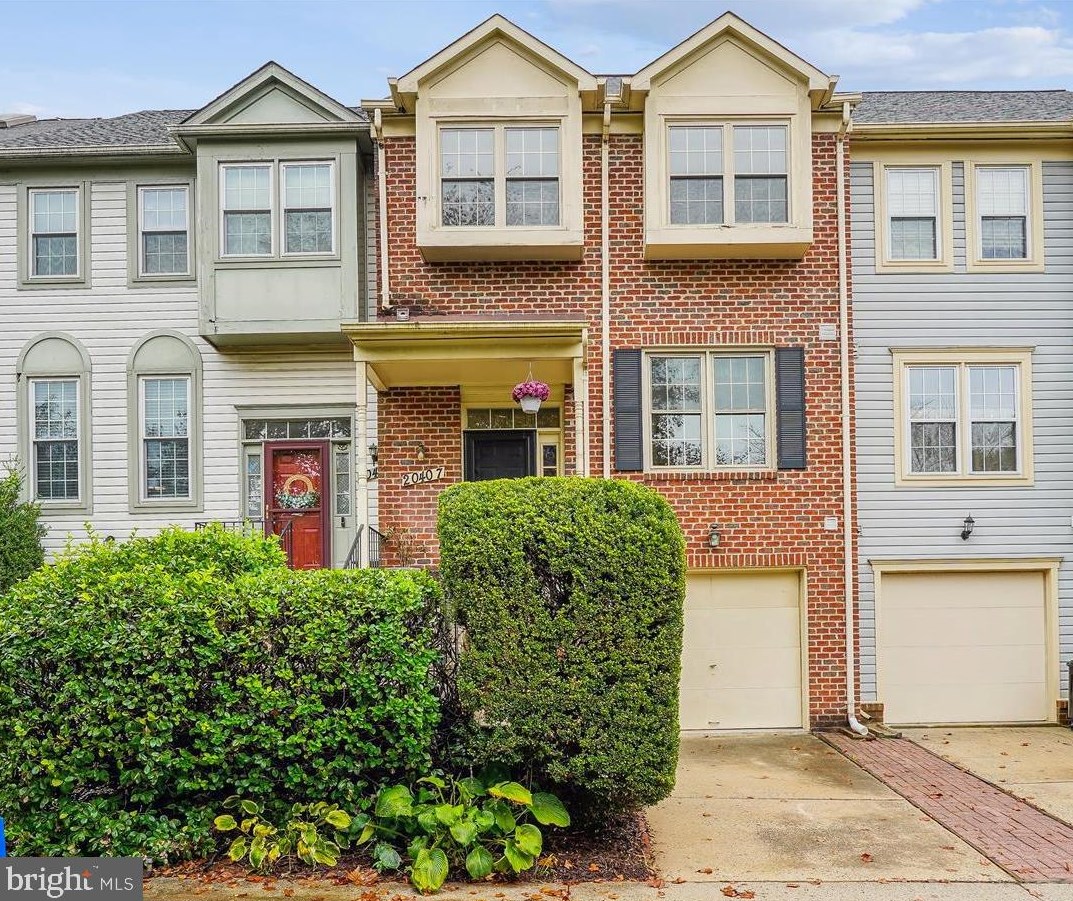 20407 Ivybridge Ct, Gaithersburg, MD 20886