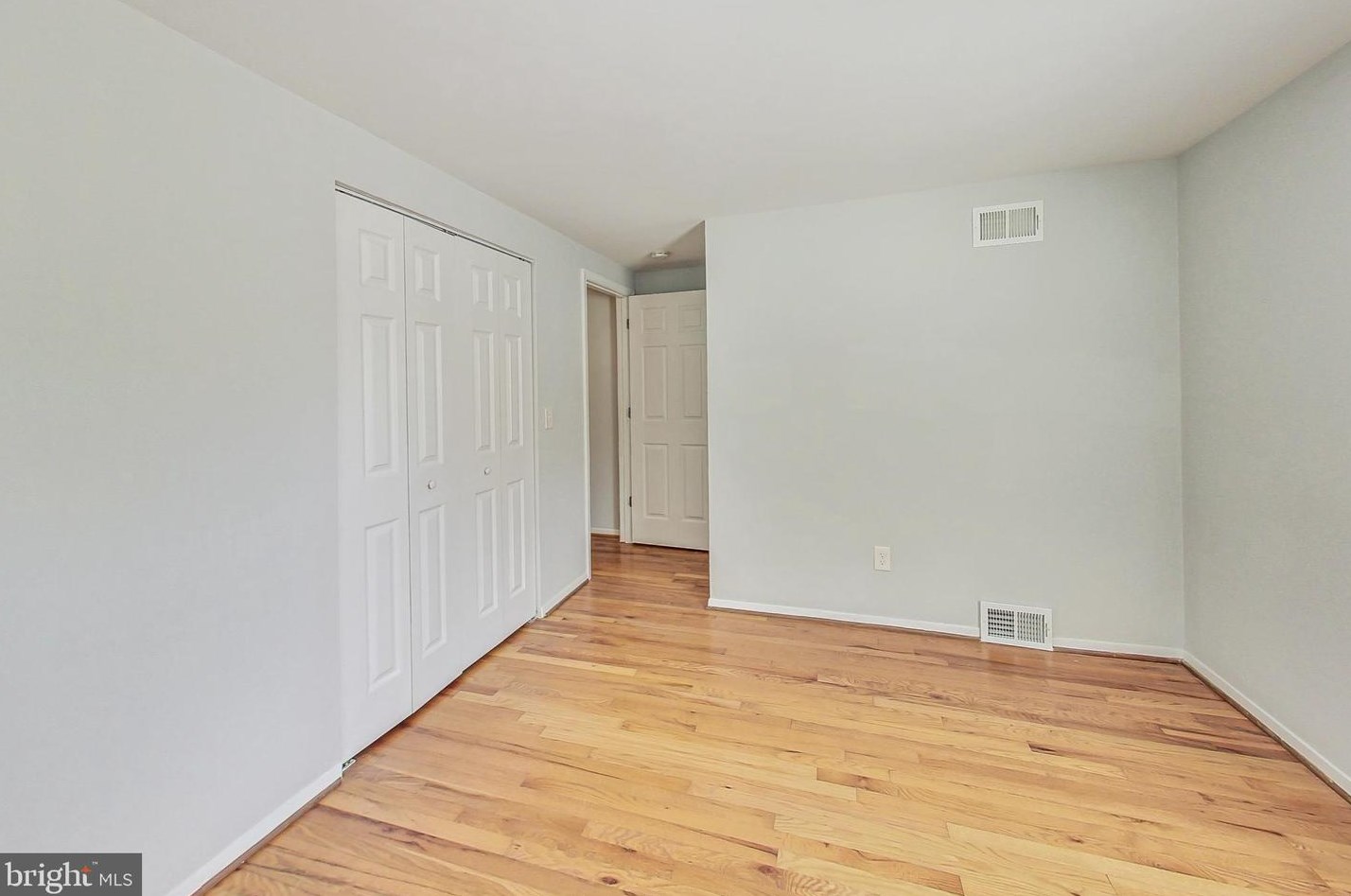 11017 Gainsborough Rd, Rockville MD 20854-3356 exterior