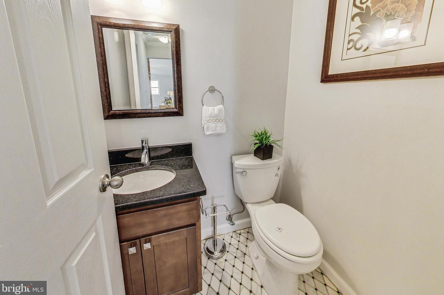 11017 Gainsborough Rd, Rockville MD 20854-3356 exterior