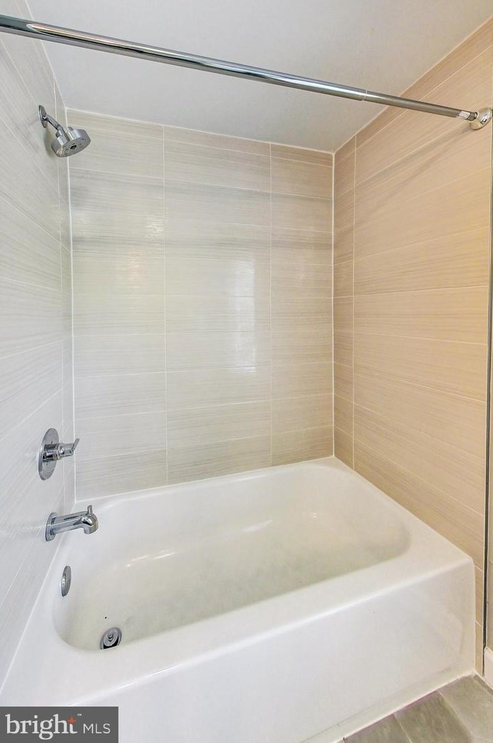 11017 Gainsborough Rd, Rockville MD 20854-3356 exterior