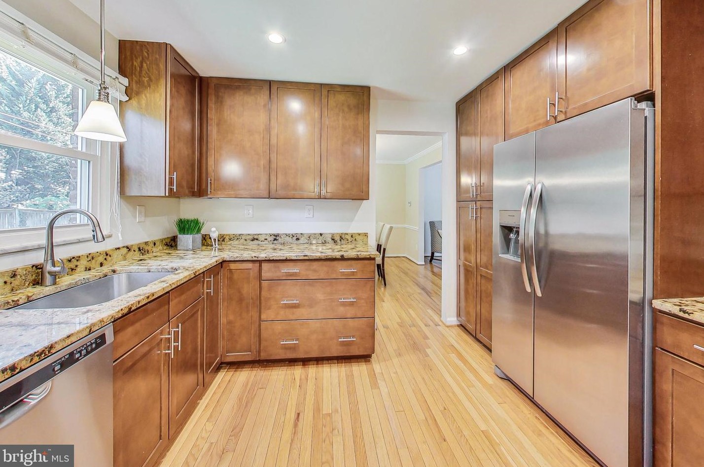 11017 Gainsborough Rd, Rockville MD 20854-3356 exterior