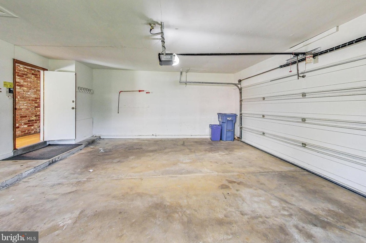 11017 Gainsborough Rd, Rockville MD 20854-3356 exterior