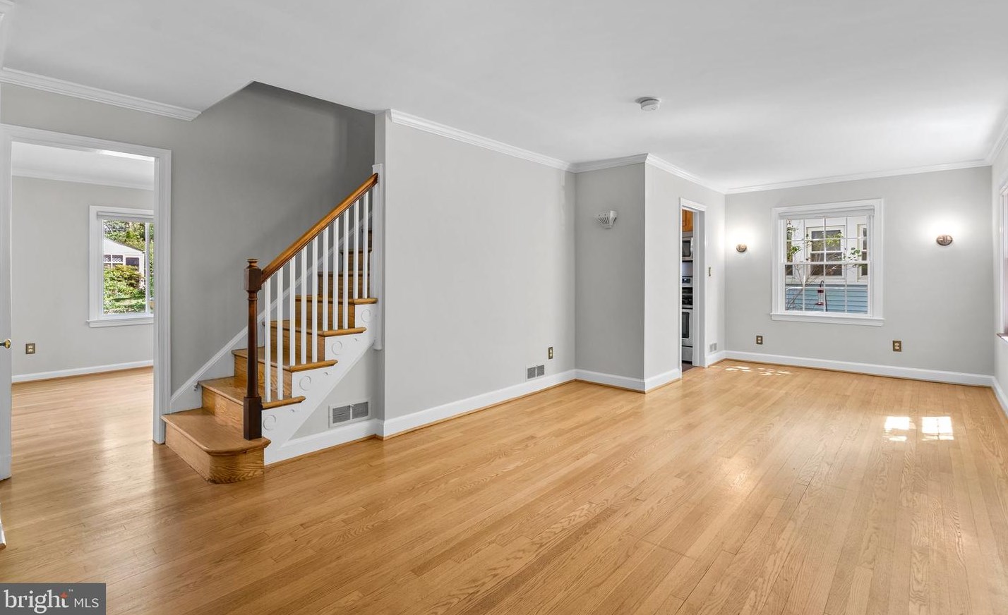 9227 Long Branch Pkwy, Silver Spring MD  20901-3642 exterior