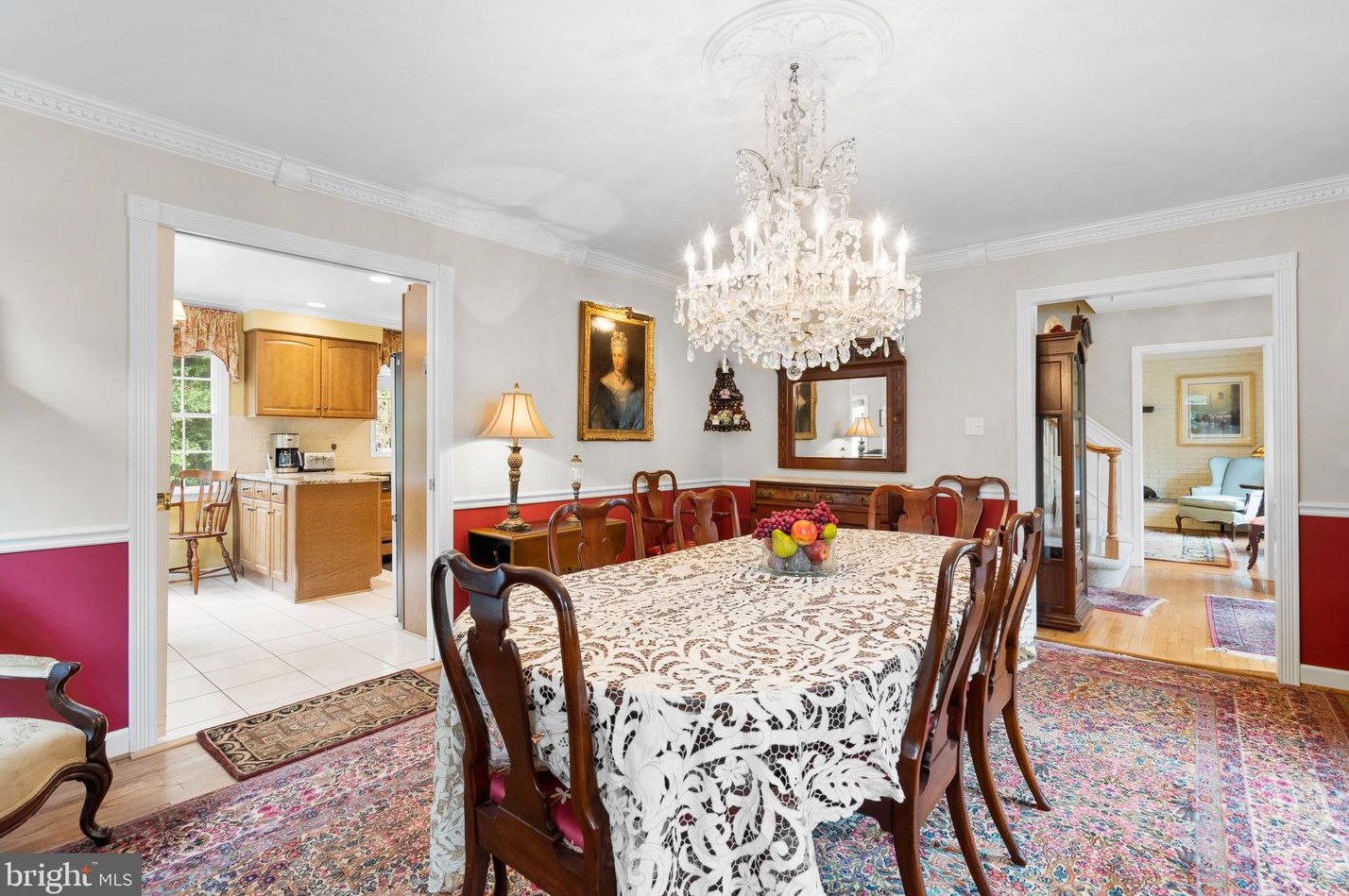 4822 Cherry Valley Dr, Rockville MD 20853-1112 exterior