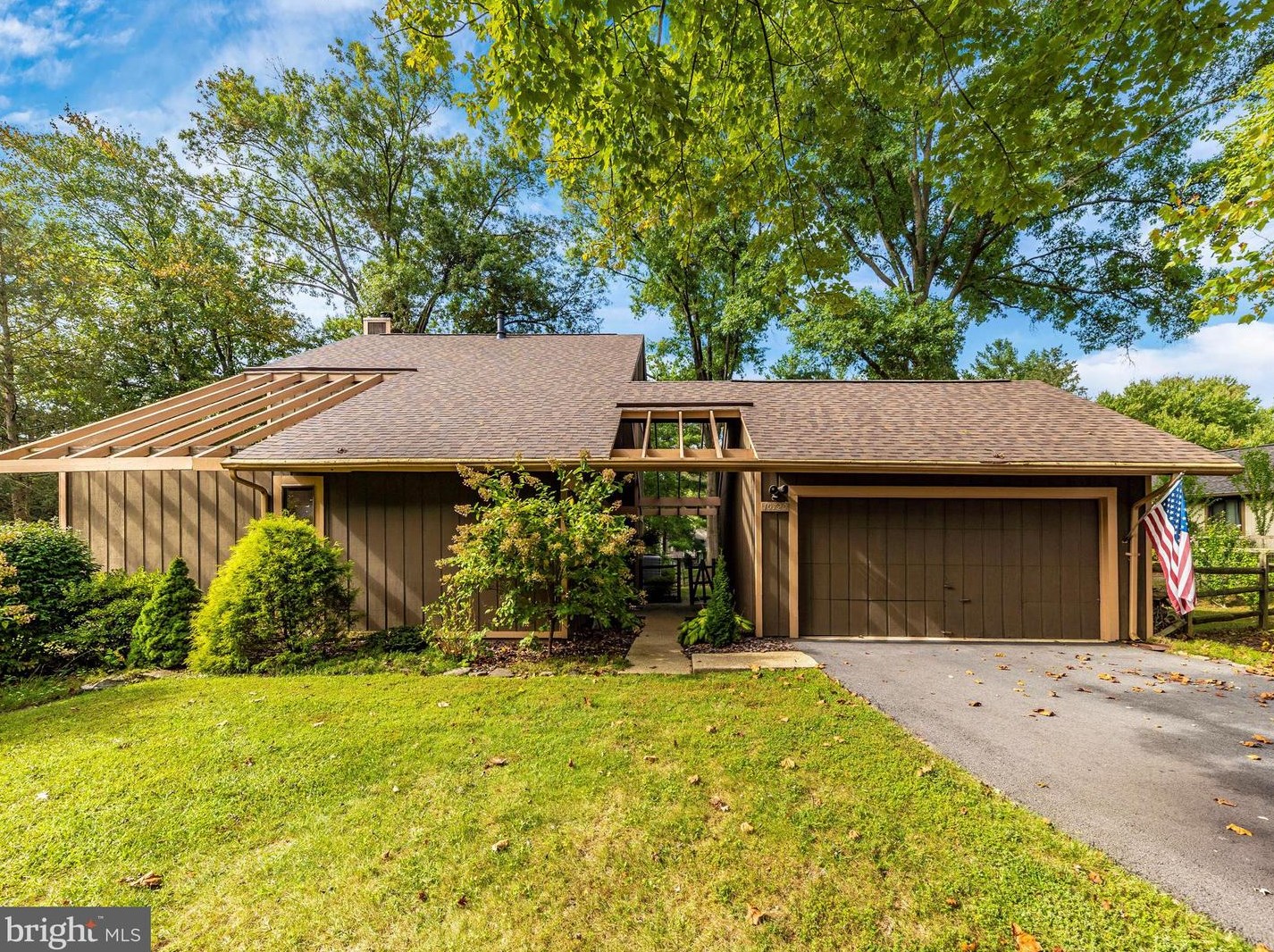 10720 Wayridge Dr, Gaithersburg, MD 20886