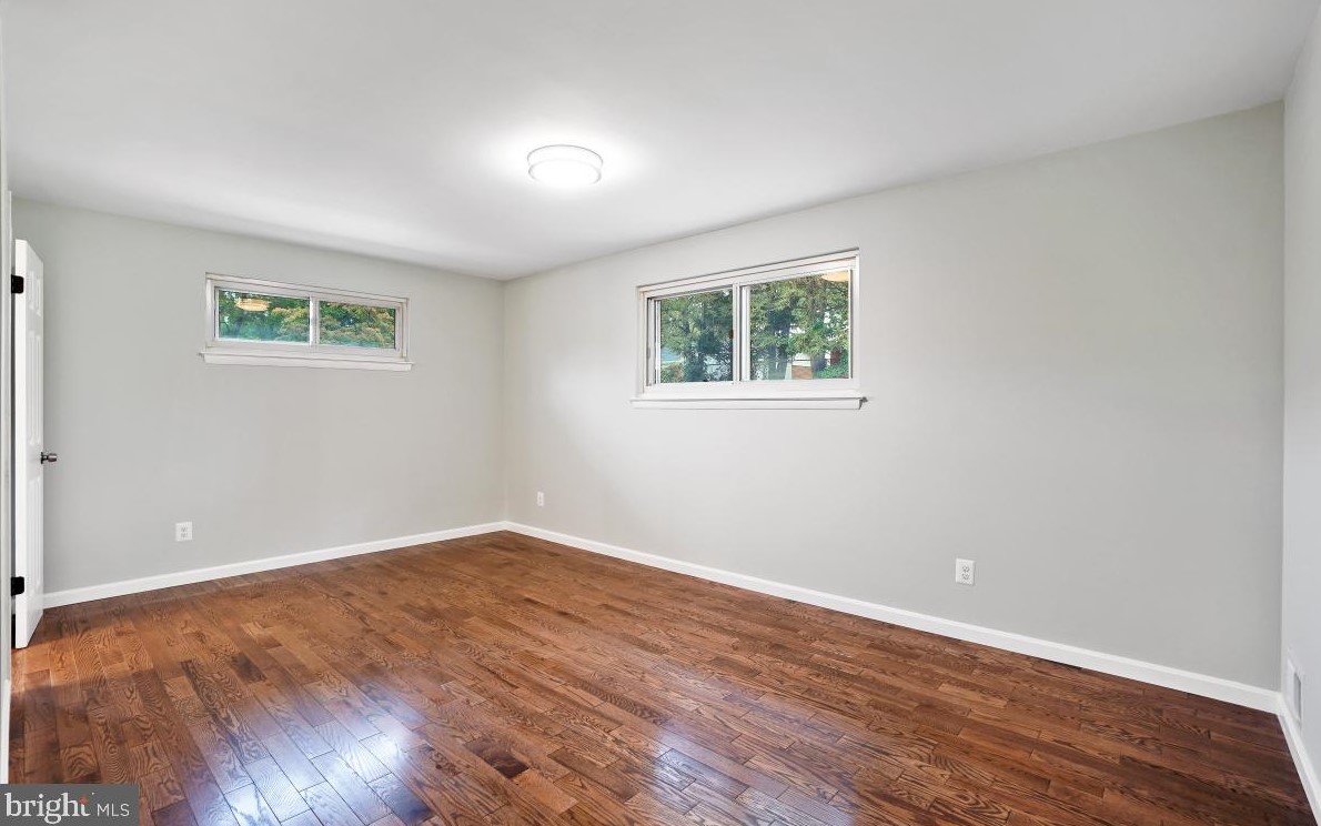 807 Lowander Ln, Silver Spring MD 20901-2834 exterior