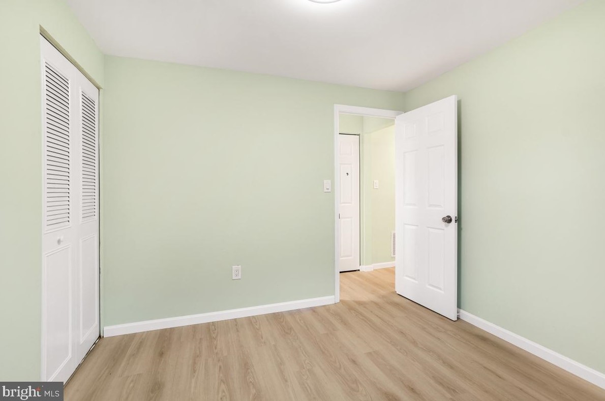 807 Lowander Ln, Silver Spring MD 20901-2834 exterior