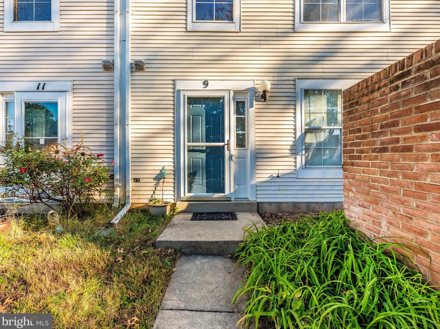 9 Harbor Tree Ct, Gaithersburg, MD 20886