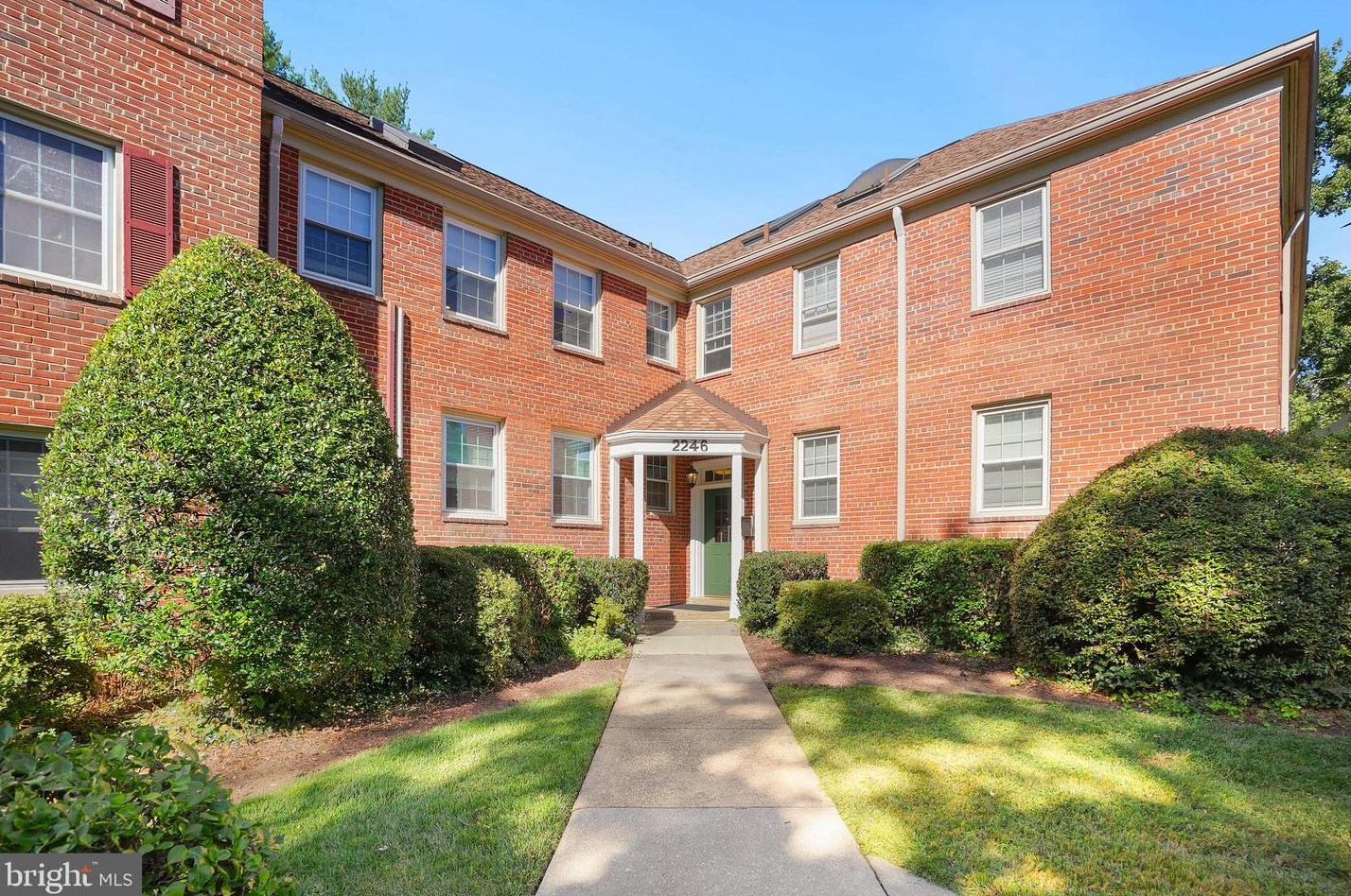 2246 Washington Ave, Silver Spring, MD 20910-2645