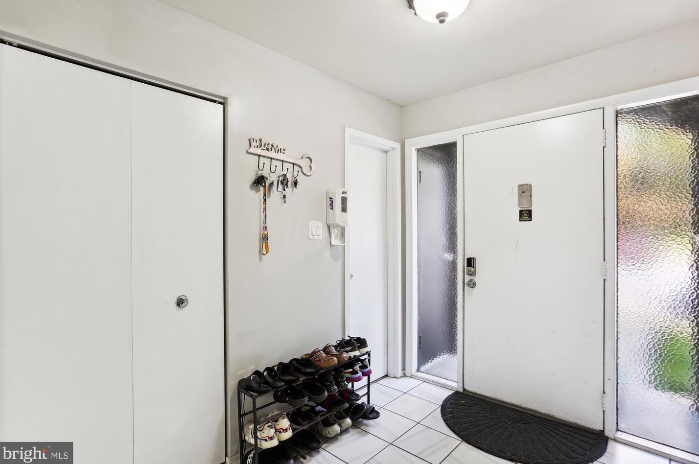 18956 Montgomery Village Ave, Gaithersburg, MD 20886