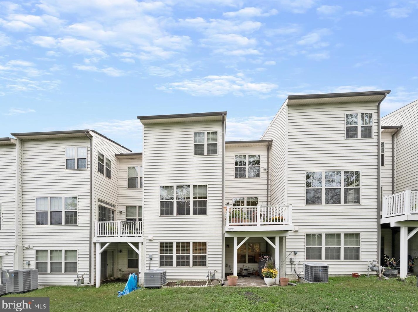 1504 Rabbit Holw Pl, Silver Spring MD 20906-6708 exterior