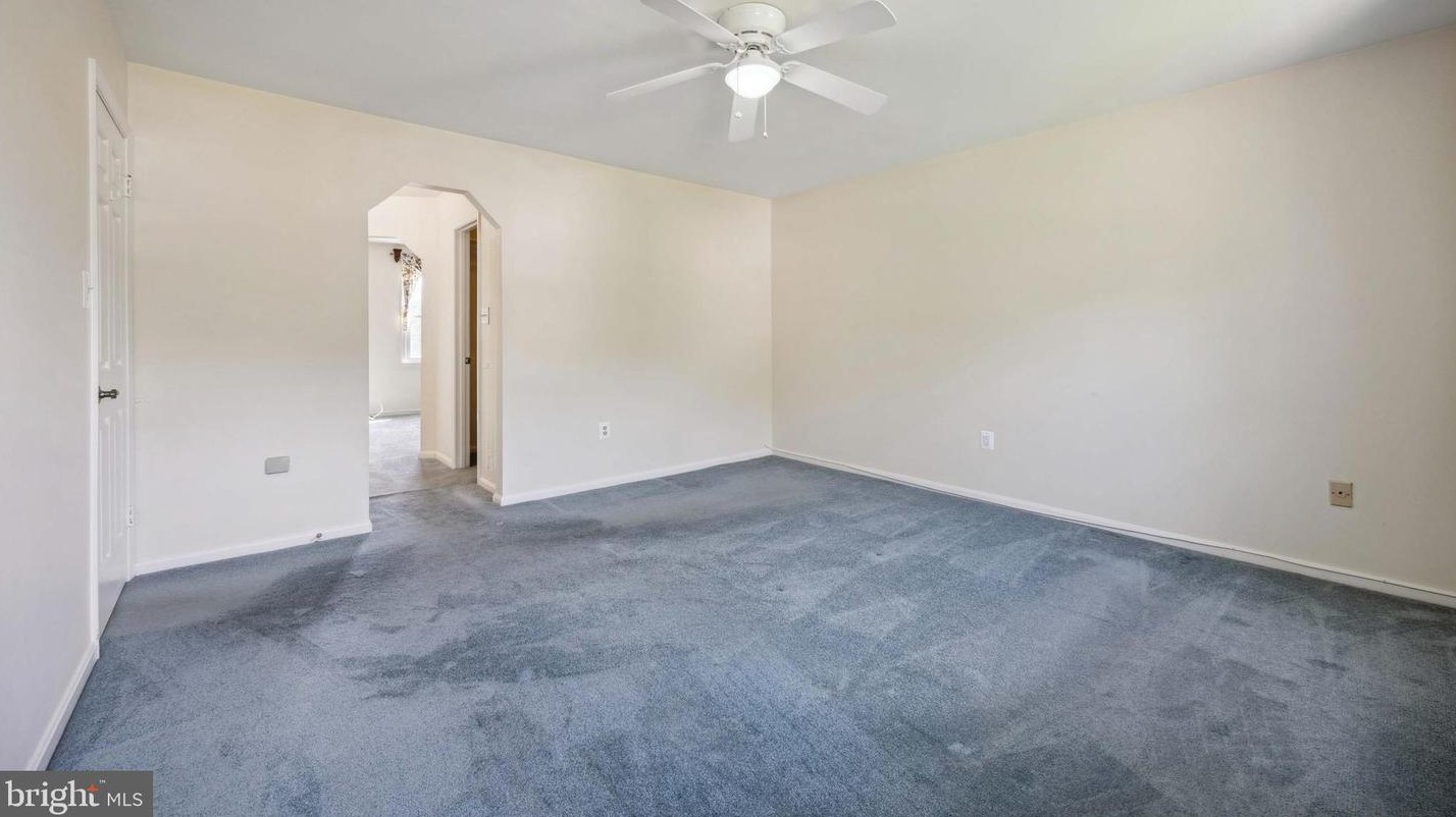 2331 Holly Spring Dr, Silver Spring MD 20905-6426 exterior