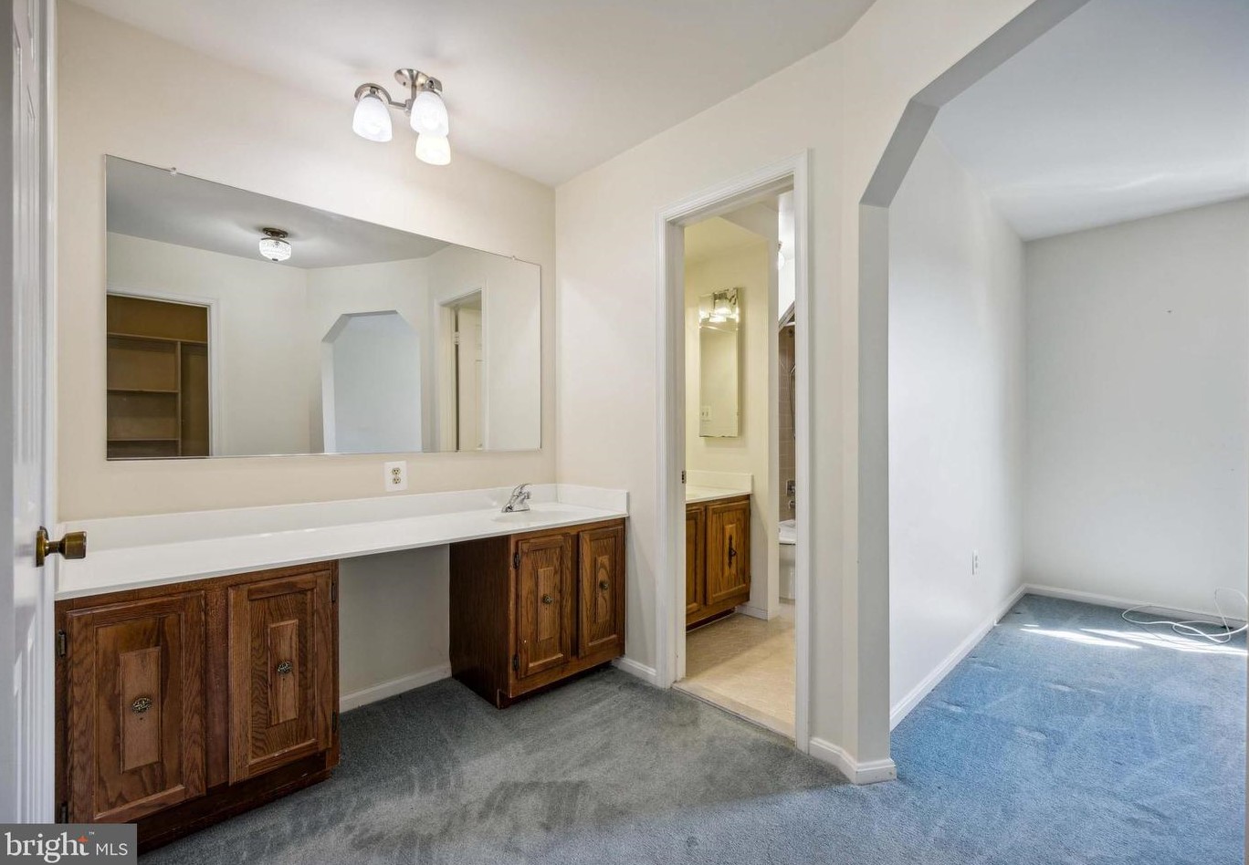 2331 Holly Spring Dr, Silver Spring MD 20905-6426 exterior