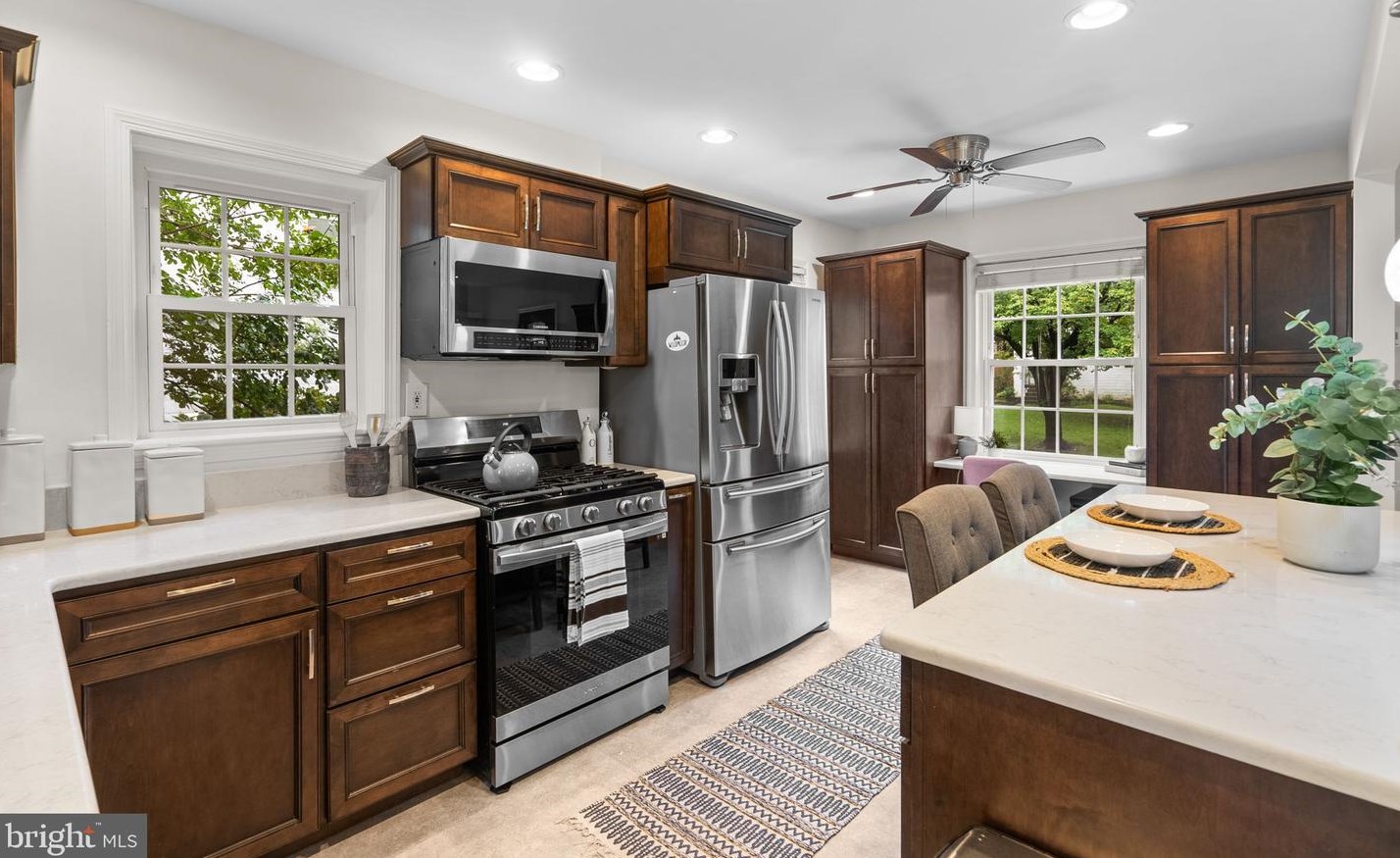 9906 Woodburn Rd, Silver Spring MD 20901-2729 exterior