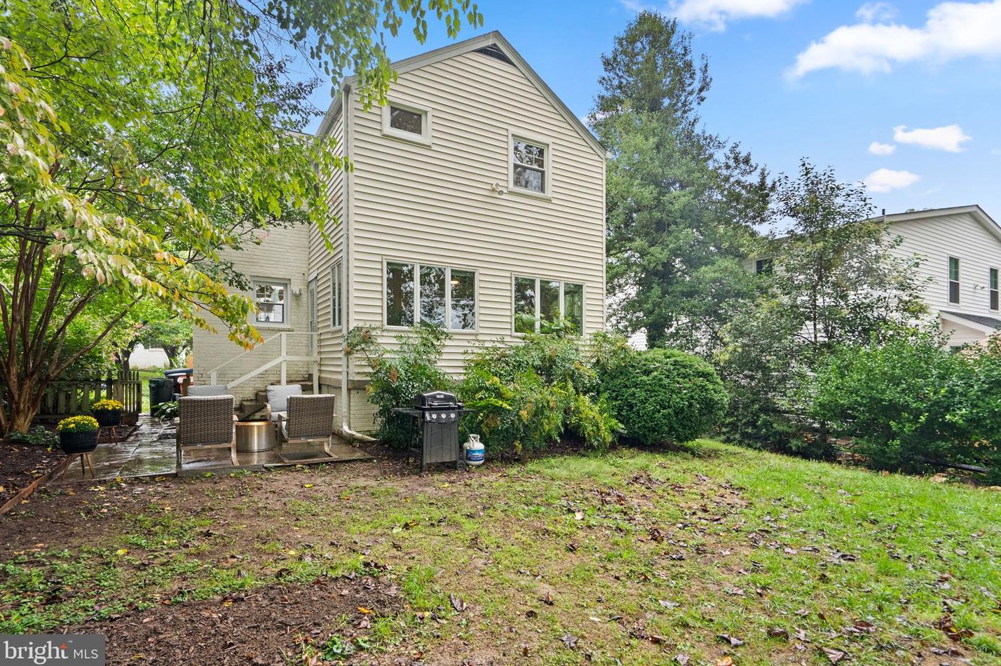 9906 Woodburn Rd, Silver Spring MD 20901-2729 exterior