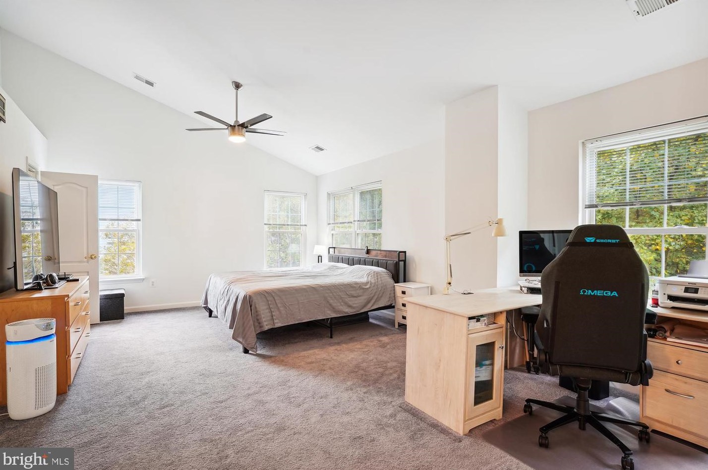 6 Sykes St, Gaithersburg MD  20877-3536 exterior