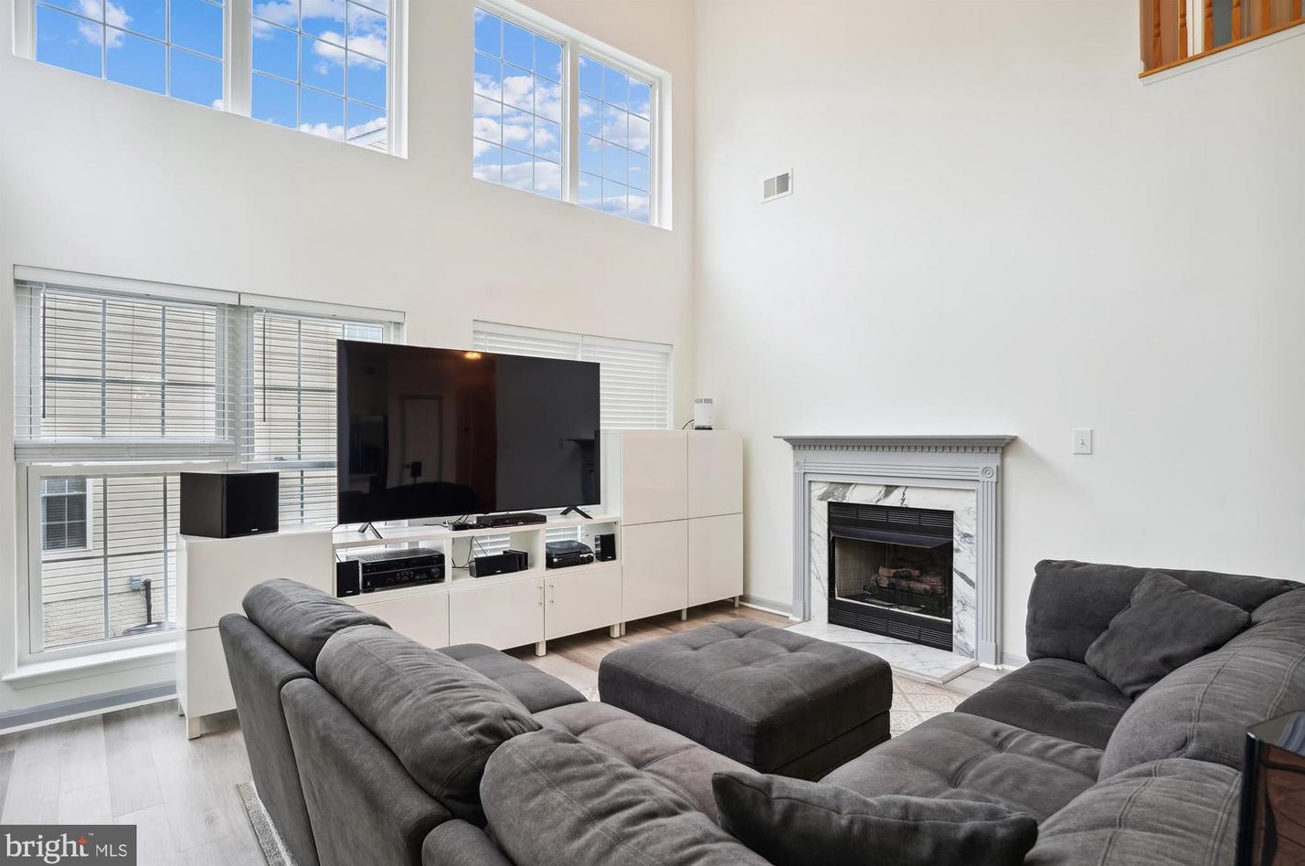 6 Sykes St, Gaithersburg MD  20877-3536 exterior