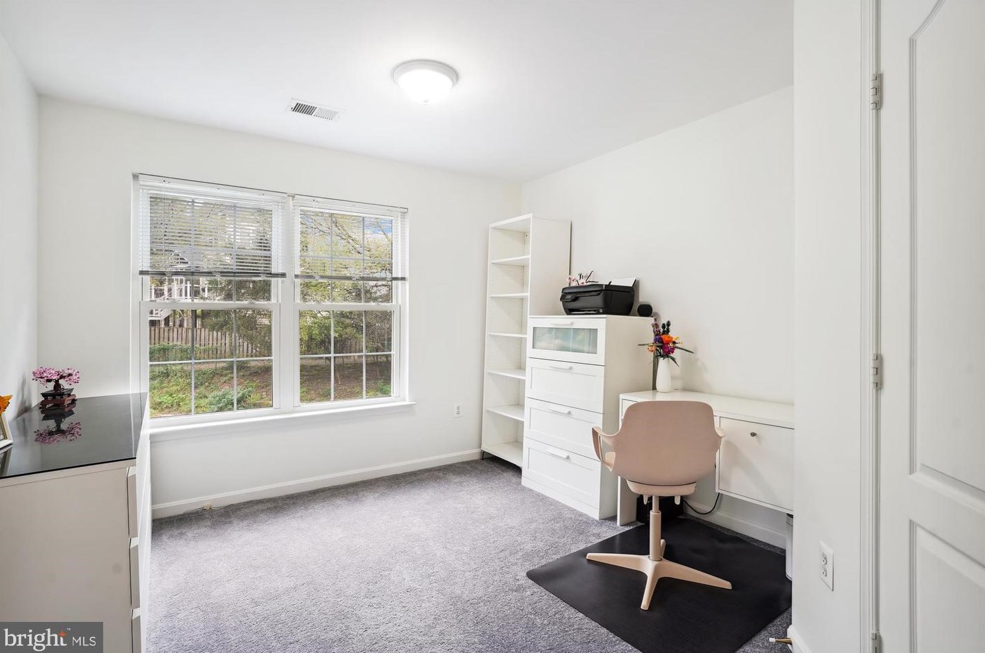 6 Sykes St, Gaithersburg MD  20877-3536 exterior