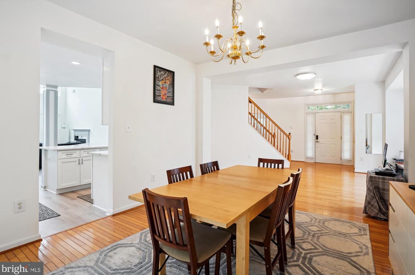 6 Sykes St, Gaithersburg MD  20877-3536 exterior