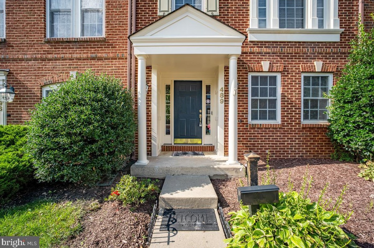 489 Lynette St, Gaithersburg, MD 20878