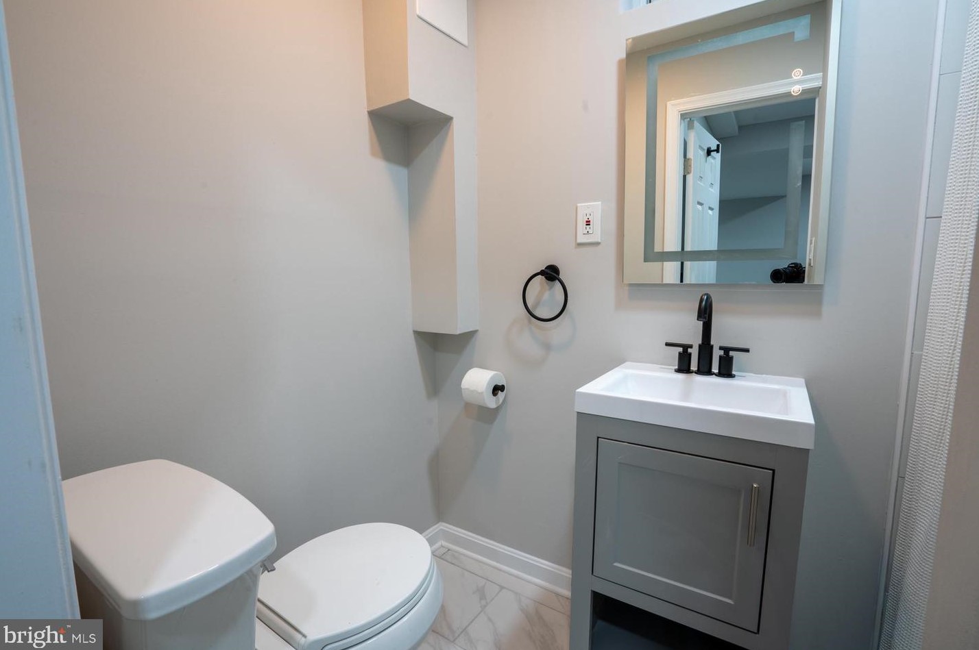 1208 Jackson Ave, Silver Spring MD 20912-7531 exterior