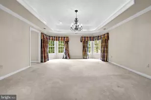 8605 Burning Tree Rd, Bethesda, MD 20817 - Photo 20