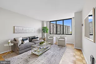 5225 Pooks Hill Rd, Bethesda, MD 20814 - Photo 4