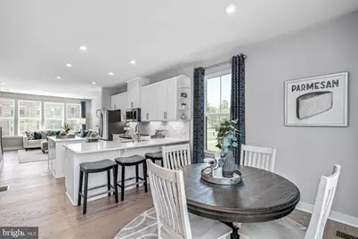 19809 Lost Stream Court #211-E, Montgomery Village, MD 20886 - Photo 6