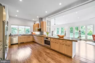 8507 Rayburn Rd, Bethesda, MD 20817 - Photo 4