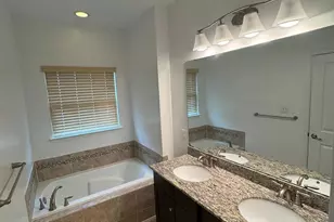 19501 Vaughn Landing Dr, Germantown, MD 20874 - Photo 10