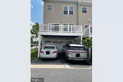 19501 Vaughn Landing Drive, Germantown, MD 20874 - Photo 2