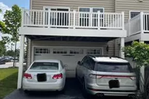 19501 Vaughn Landing Dr, Germantown, MD 20874 - Photo 2