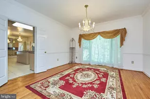 2 Royal Dominion Ct, Bethesda, MD 20817 - Photo 6