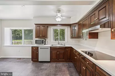 9307 Overlea Drive, Rockville, MD 20850 - Photo 4