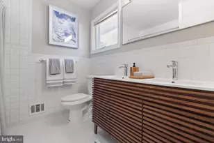 1 Schindler Ct, Silver Spring, MD 20903 - Photo 32