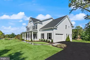 7203 Barnett Rd, Bethesda, MD 20817 - Photo 2