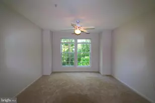 12000 Amber Ridge Cir, Germantown, MD 20876 - Photo 8