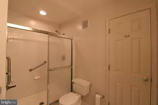 12000 Amber Ridge Cir, Germantown, MD 20876 - Photo 12