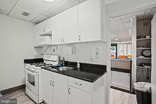 4242 E W, Chevy Chase, MD 20815 - Photo 34