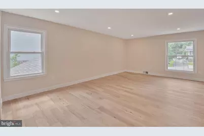 8328 Tuckerman Lane, Potomac, MD 20854 - Photo 26