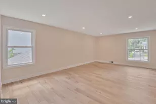 8328 Tuckerman Ln, Potomac, MD 20854 - Photo 26