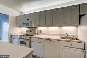 4515 Willard Ave, Chevy Chase, MD 20815 - Photo 28