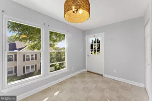 20172 Locustdale Dr, Germantown, MD 20876 - Photo 16