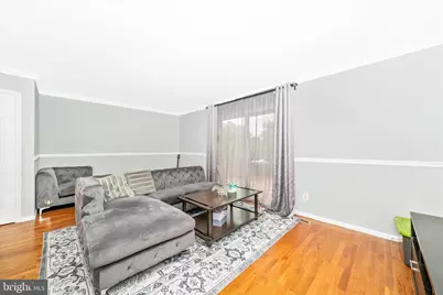 1095 Travis Lane, Gaithersburg, MD 20879 - Photo 10