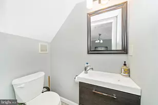 1095 Travis Ln, Gaithersburg, MD 20879 - Photo 18