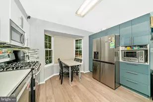 1095 Travis Ln, Gaithersburg, MD 20879 - Photo 14