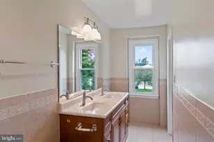 17004 Cashell Rd, Rockville, MD 20853 - Photo 38